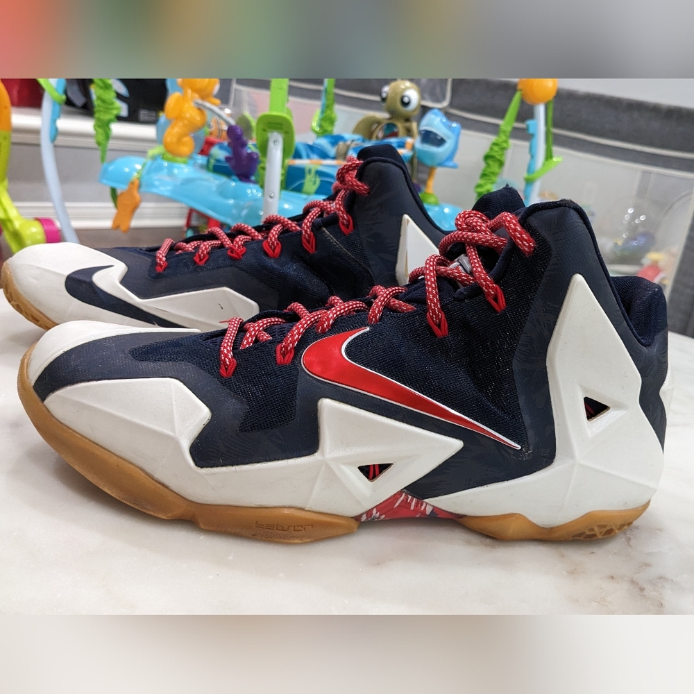 Nike Lebron XI Independence Day July 4th - Picture 3 of 8